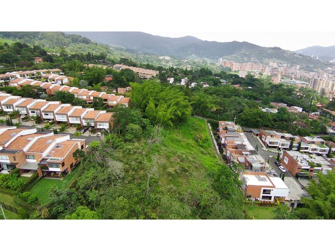 Lote en venta en Ginebra Casas, Envigado, 6000 m² · foto 3 de 11