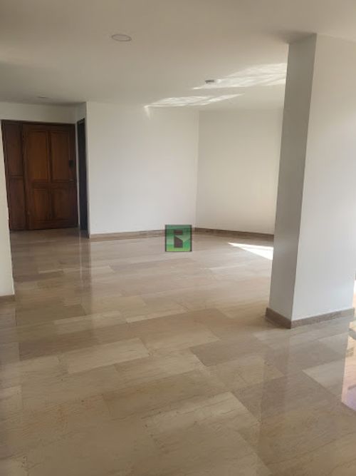 Apartamento de 3 alcobas en arriendo en La Calera, Medellín, 145 m² · foto 23 de 24