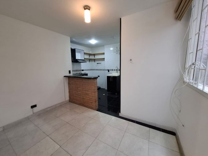 Apartaestudio en venta en La Alameda Centro, Bogotá, 28 m² · foto 3 de 15