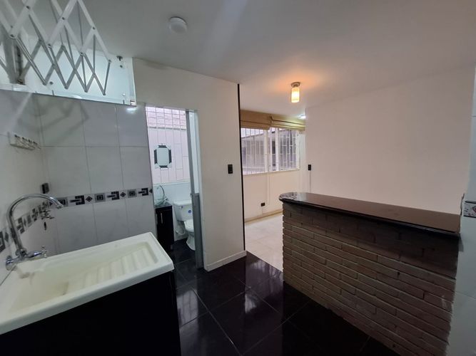 Apartaestudio en venta en La Alameda Centro, Bogotá, 28 m² · foto 8 de 15