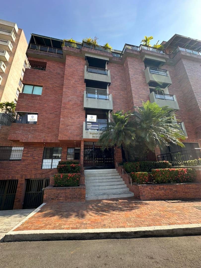 Apartamento en Arriendo en Arboledas, Cali
