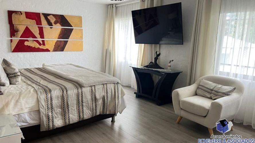 Casa de 6 alcobas en venta en Cristo Rey, El Carmen de Viboral · foto 10 de 15