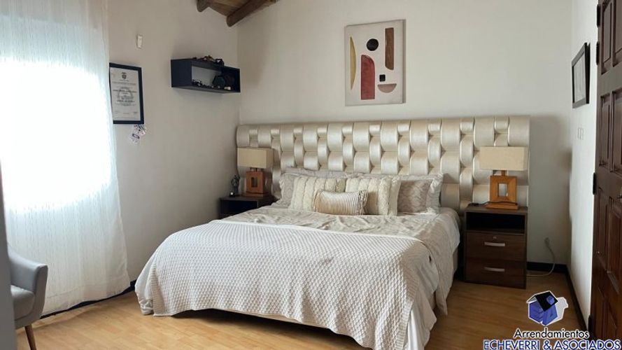 Casa de 6 alcobas en venta en Cristo Rey, El Carmen de Viboral · foto 13 de 15