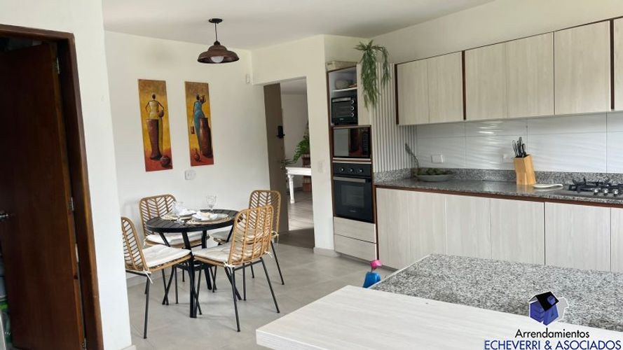 Casa de 6 alcobas en venta en Cristo Rey, El Carmen de Viboral · foto 14 de 15