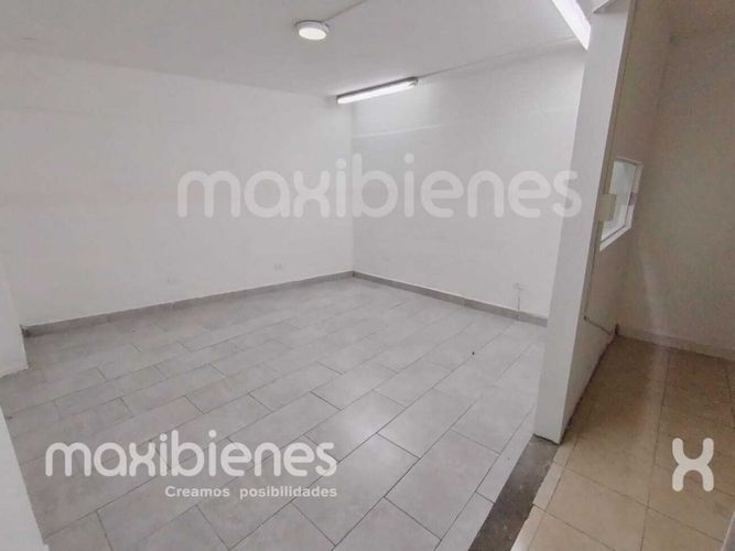 Oficina en arriendo en Santa Teresita, Medellín, 80 m² · foto 3 de 11