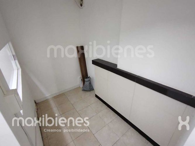 Oficina en arriendo en Santa Teresita, Medellín, 80 m² · foto 7 de 11