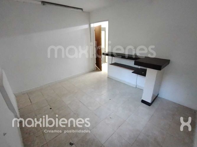 Oficina en arriendo en Santa Teresita, Medellín, 80 m² · foto 10 de 11