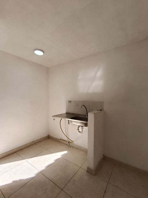 Casa de 3 alcobas en arriendo en Conjunto Cerrado Firenze, Villa del Rosario, 76 m² · foto 2 de 8