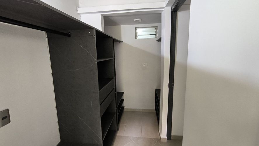 Casa de 4 alcobas en venta en Suramerica, La Estrella, 188 m² · foto 20 de 24