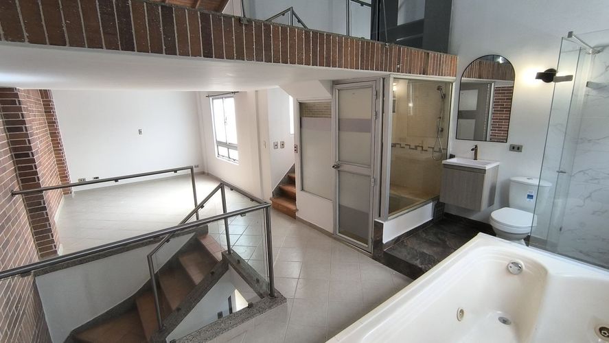 Casa de 4 alcobas en venta en Suramerica, La Estrella, 188 m² · foto 22 de 24