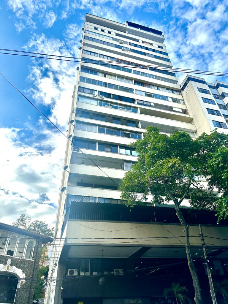 Apartamento en Venta en Centenario, Cali