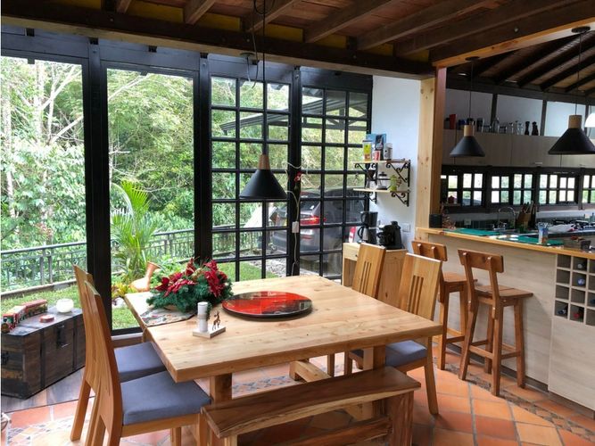 Casa de 3 alcobas en venta en San Antonio, Armenia, 480 m² · foto 3 de 24