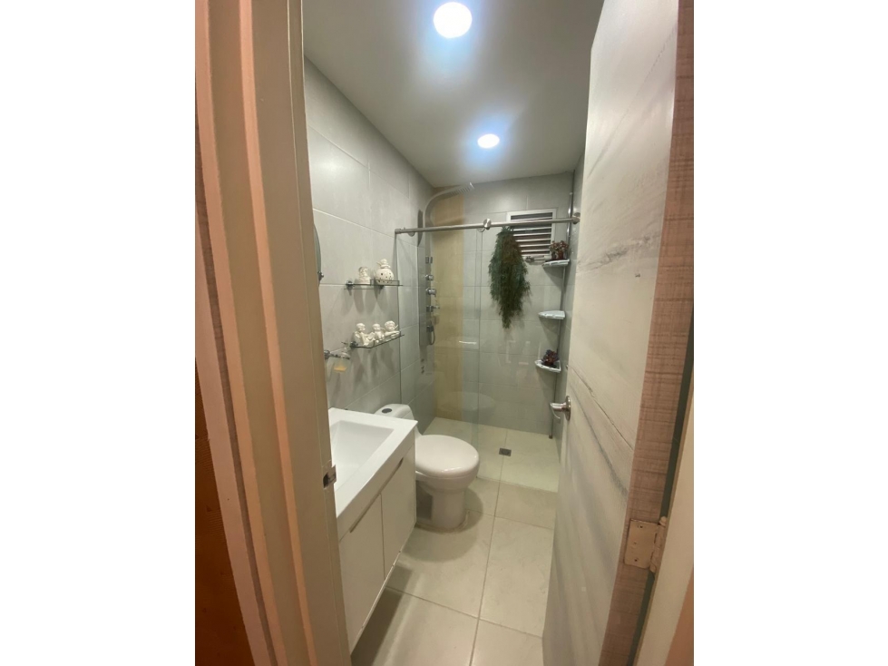 Apartamento en venta en Bombona No.1, Medellín · foto 7 de 24
