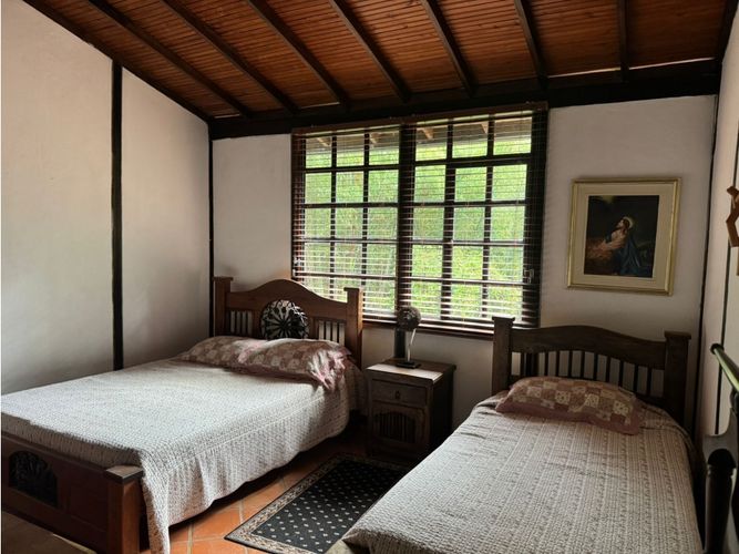 Casa de 3 alcobas en venta en San Antonio, Armenia, 480 m² · foto 16 de 24