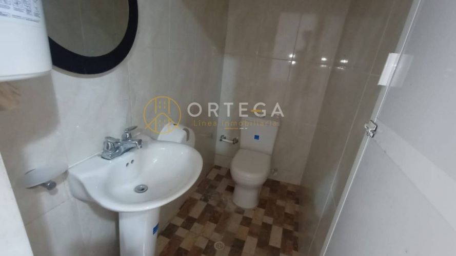 Bodega en arriendo en La Esmeralda, Girón, 300 m² · foto 11 de 15