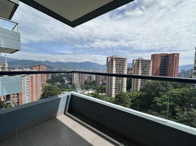 Apartamento de 1 alcoba en venta en El Poblado, Medellín, 60 m² · foto 16 de 16