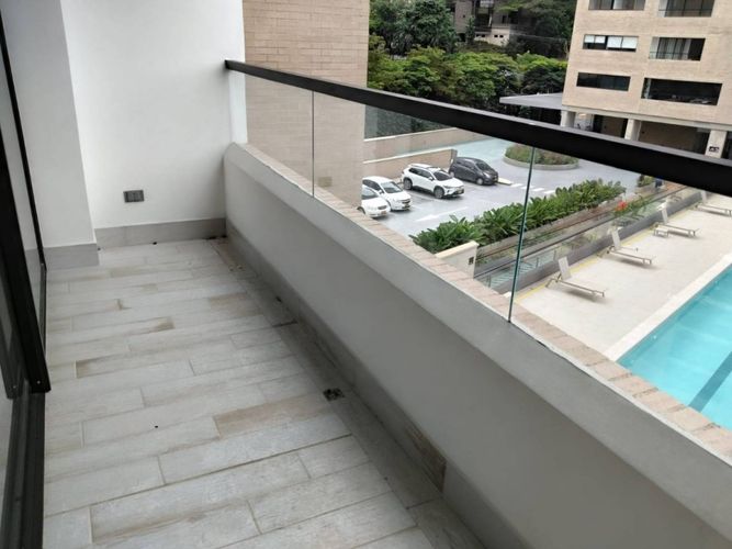 Apartamento de 3 alcobas en arriendo en Castropol, Medellín, 90 m² · foto 21 de 24