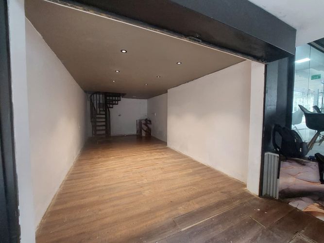 Local en arriendo en El Poblado, Medellín, 40 m² · foto 4 de 8