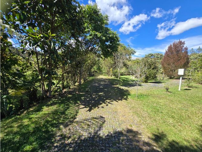 Lote en venta en El Porvenir, El Retiro, 2004 m² · foto 10 de 22