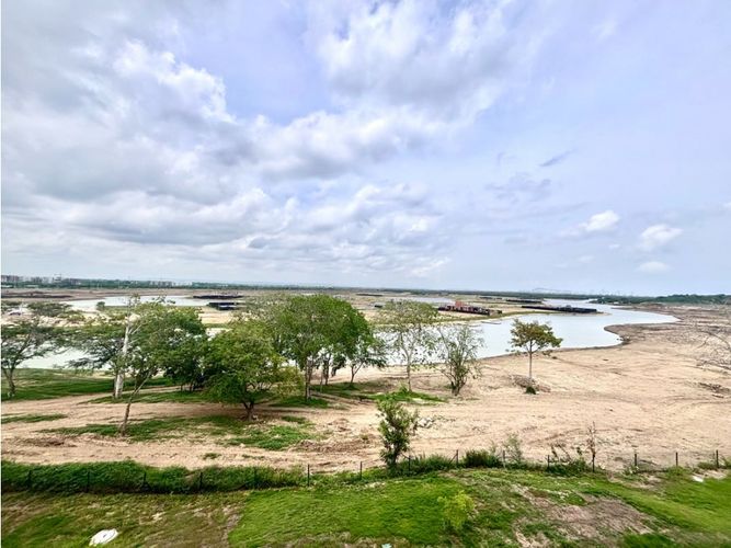 Apartamento de 3 alcobas en venta en Crespo, Cartagena, 196 m² · foto 3 de 24