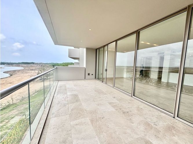 Apartamento de 3 alcobas en venta en Crespo, Cartagena, 196 m² · foto 4 de 24