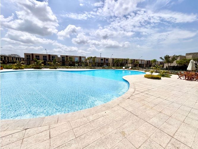 Casa de 3 alcobas en venta en Arroyo De Piedra, Cartagena, 138 m² · foto 4 de 19