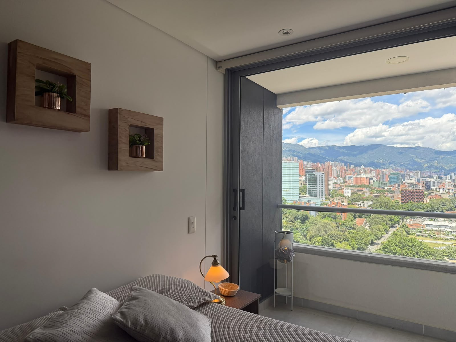 Apartamento en arriendo en El Poblado, Medellín · foto 6 de 11