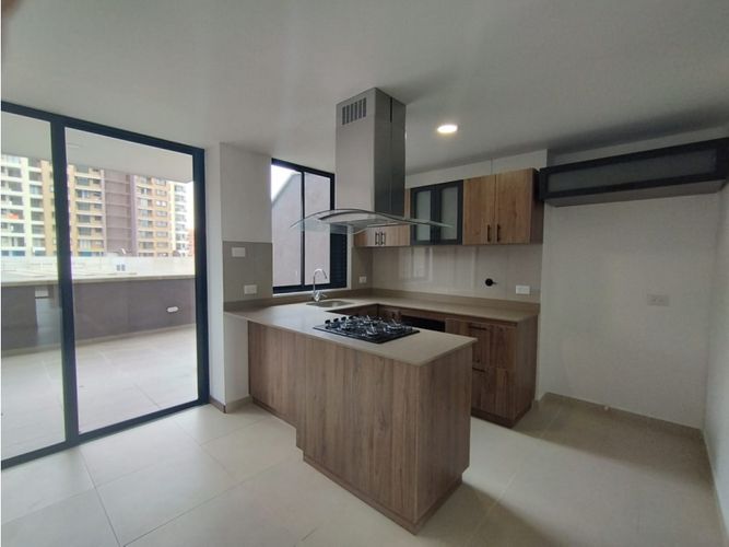 Apartamento de 2 alcobas en venta en La Ceja, 71 m² · foto 3 de 16