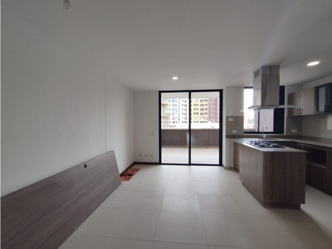 Apartamento de 2 alcobas en venta en La Ceja, 71 m² · foto 5 de 16