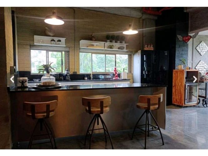 Apartamento de 1 alcoba en venta en La Florida, Medellín, 120 m² · foto 6 de 11