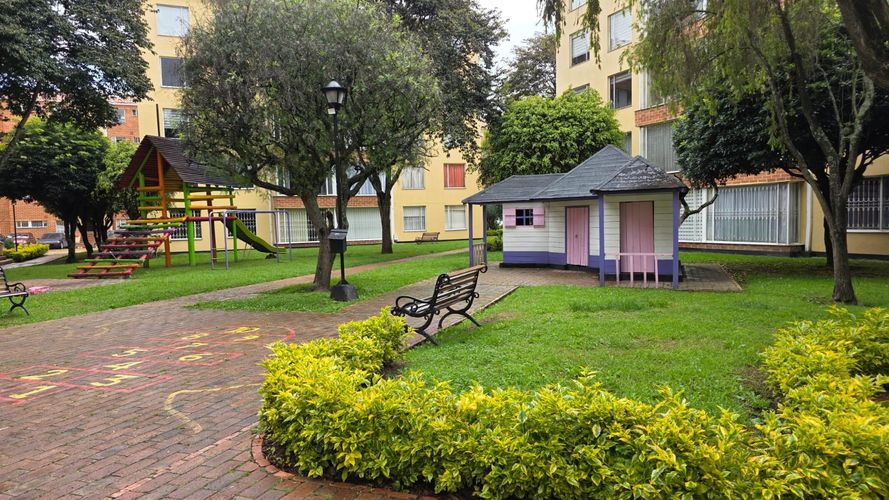 Apartamento en venta en Pinar De Suba, Bogotá · foto 4 de 24