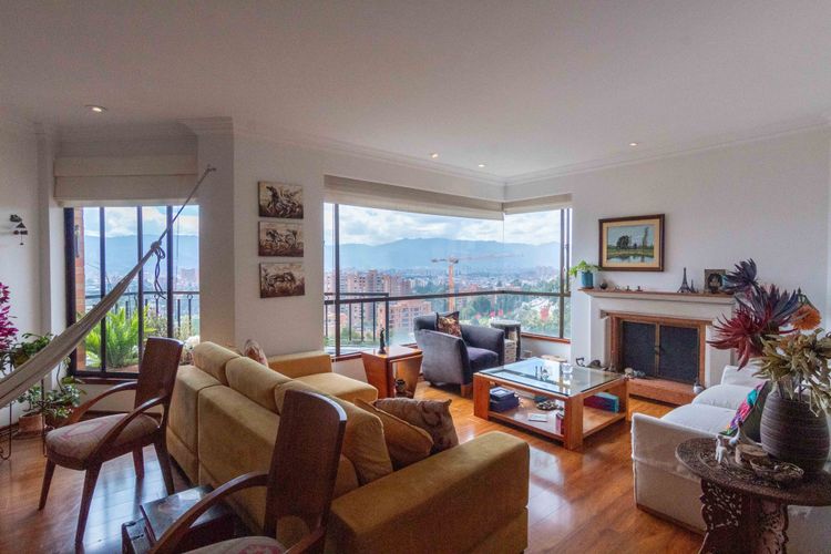 Apartamento de 3 alcobas en venta en Suba Urbano, Bogotá, 180 m² · foto 4 de 24