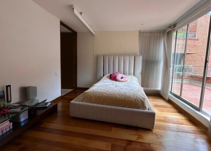 Apartamento de 3 alcobas en venta en Bosques De La Cañada, Bogotá, 427 m² · foto 8 de 24