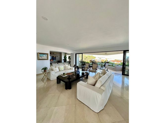 Apartamento de 3 alcobas en venta en Normandia, Cali, 420 m² · foto 5 de 24
