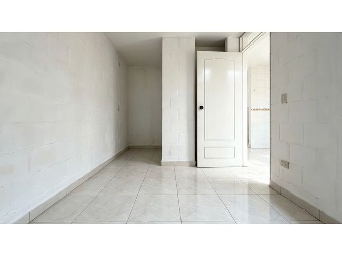 Casa de 3 alcobas en venta en Guayacanes Del Ingenio, Palmira, 105 m² · foto 5 de 15