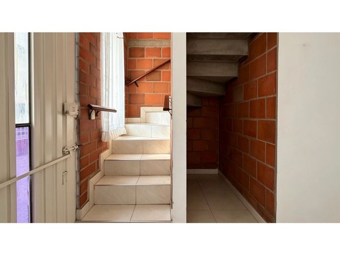 Casa de 3 alcobas en venta en Guayacanes Del Ingenio, Palmira, 105 m² · foto 9 de 15