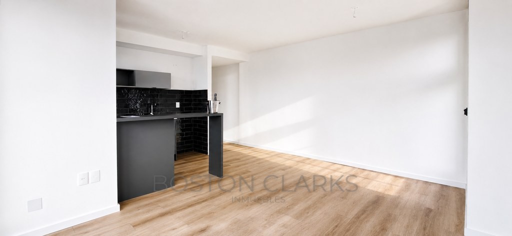 APARTAMENTO DE DOS DORMITORIOS Y GARAGE EN TRES CRUCES · Foto 4