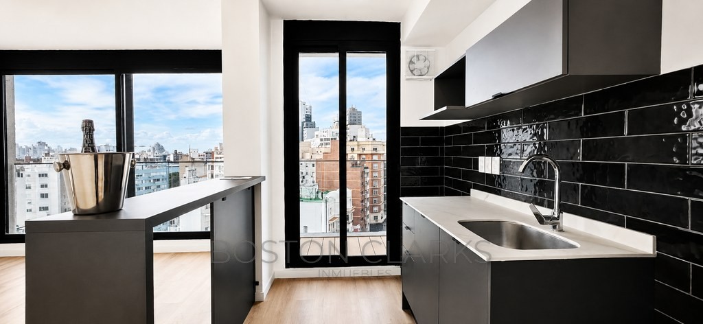 APARTAMENTO DE DOS DORMITORIOS Y GARAGE EN TRES CRUCES · Foto 11
