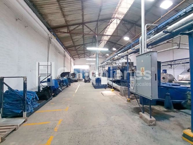 Bodega en arriendo en Ditaires, Itagüí, 908 m² · foto 3 de 19