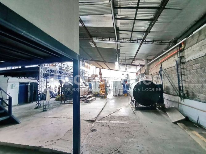 Bodega en arriendo en Ditaires, Itagüí, 908 m² · foto 7 de 19