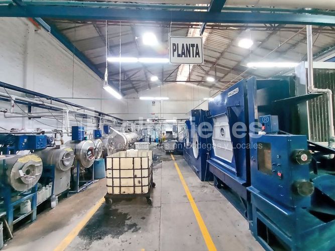 Bodega en arriendo en Ditaires, Itagüí, 908 m² · foto 11 de 19