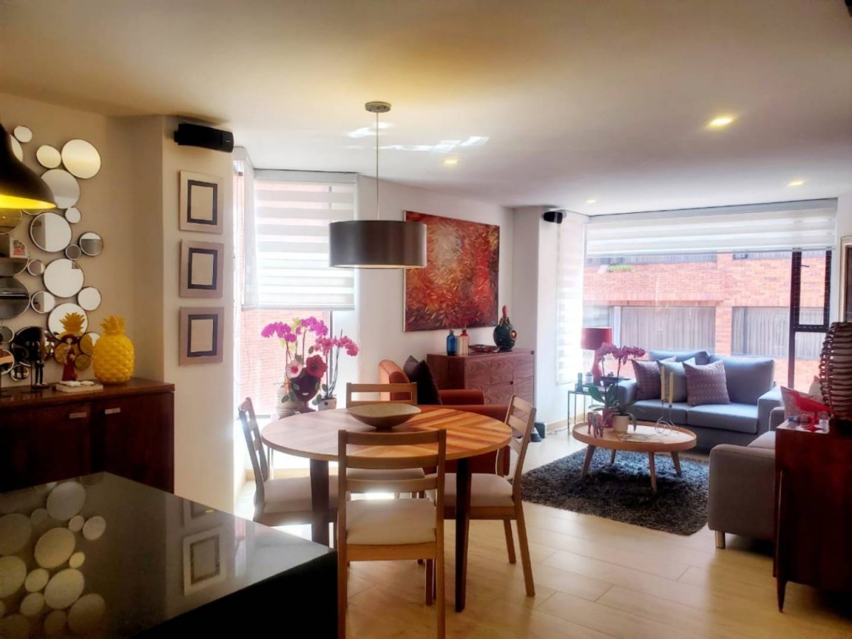 Apartamento en venta en La Carolina, Bogotá · foto 2 de 20