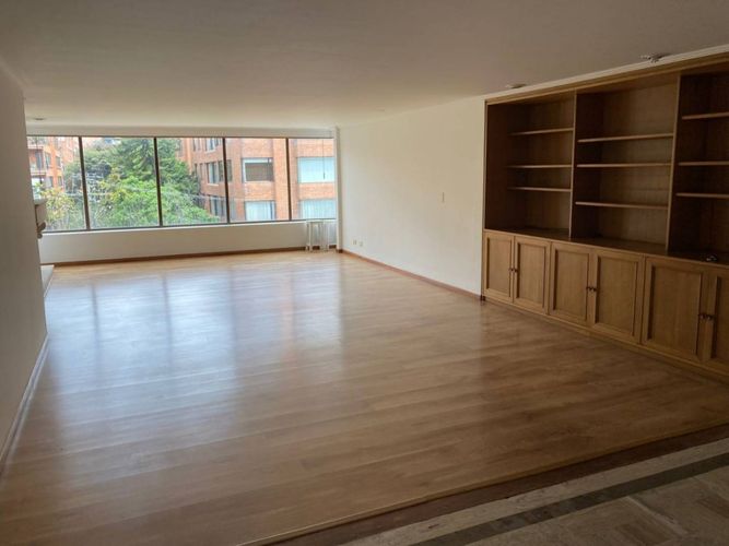 Apartamento en venta en Chico Norte, Bogotá · foto 11 de 17