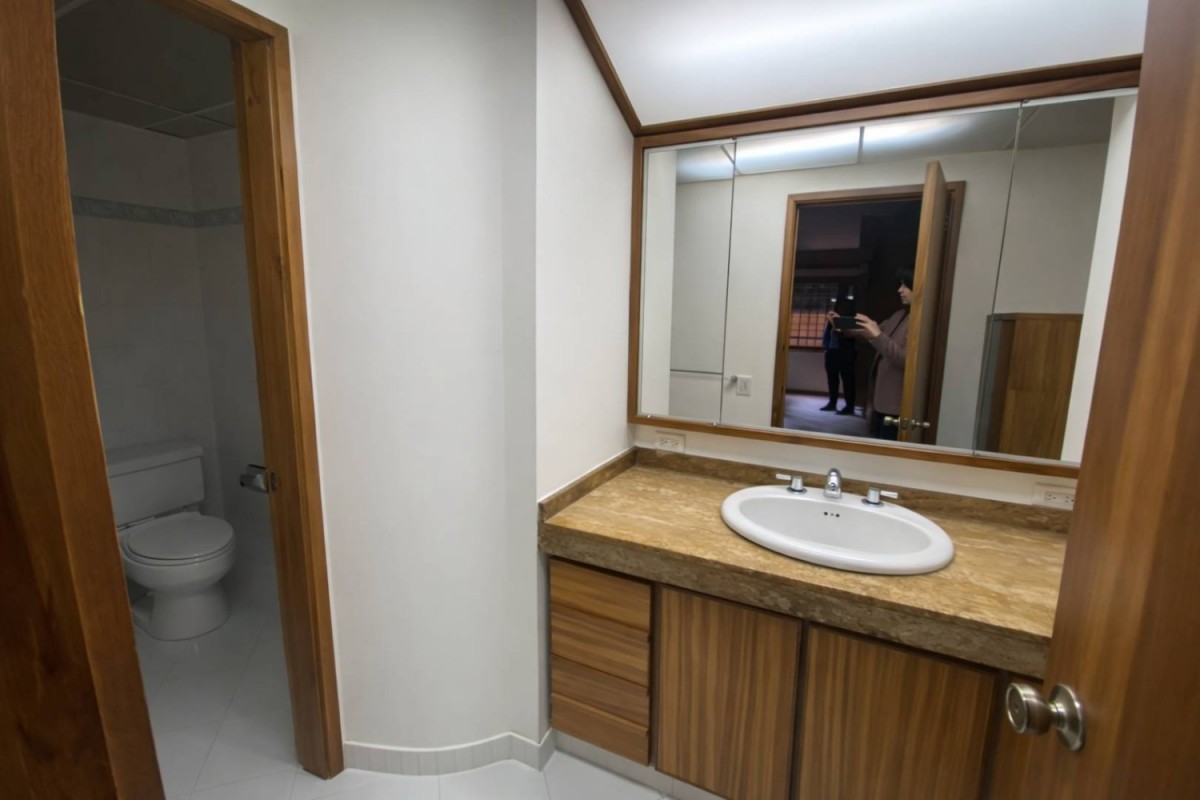 Apartamento en venta en Los Rosales, Bogotá · foto 13 de 15