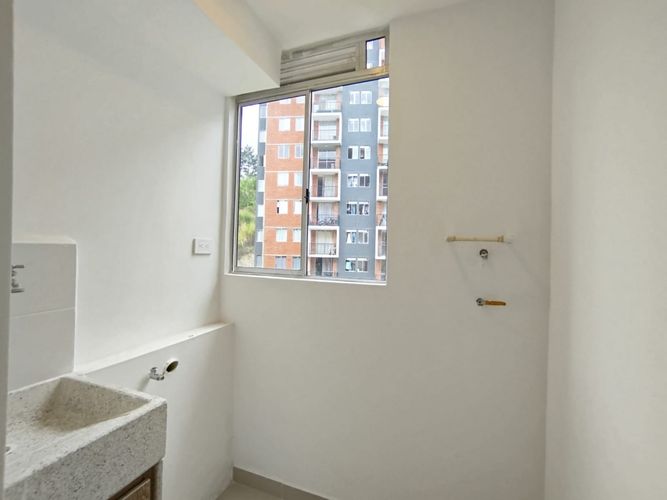 Apartamento de 2 alcobas en arriendo en Centro, Rionegro, 50 m² · foto 4 de 13