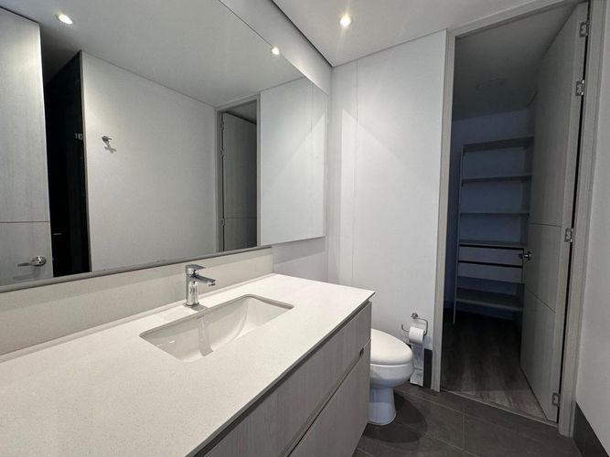 Apartamento de 1 alcoba en arriendo en El Poblado, Medellín, 60 m² · foto 13 de 15