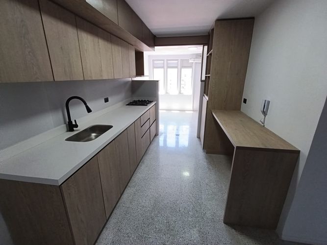 Apartamento de 3 alcobas en arriendo en Laureles, Medellín, 168 m² · foto 11 de 20