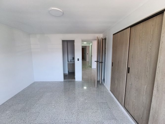 Apartamento de 3 alcobas en arriendo en Laureles, Medellín, 168 m² · foto 13 de 20