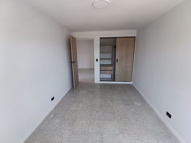 Apartamento de 3 alcobas en arriendo en Laureles, Medellín, 168 m² · foto 15 de 20