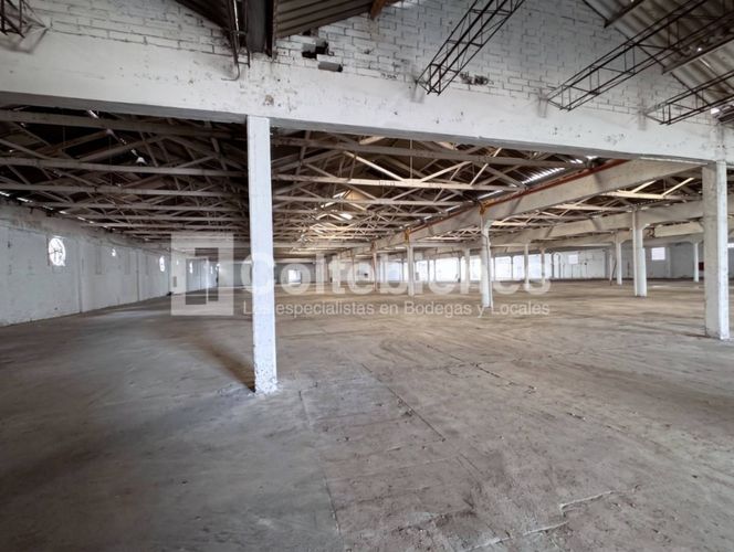 Bodega en arriendo en Suramérica, Itagüí, 3500 m² · foto 11 de 13